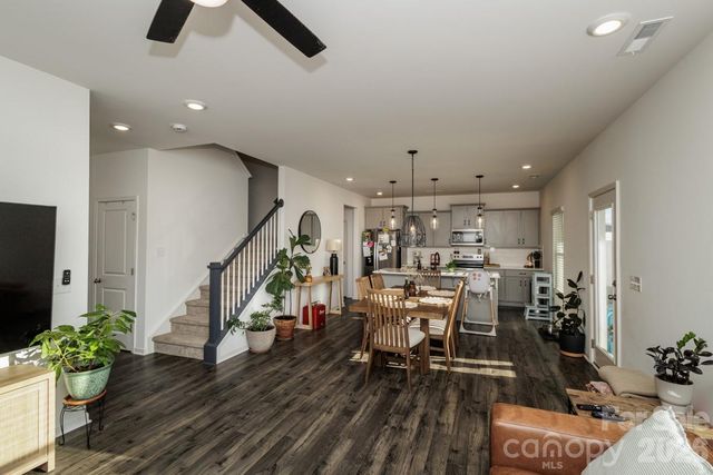 106 Stonewater Drive, Red Cross, NC 28163