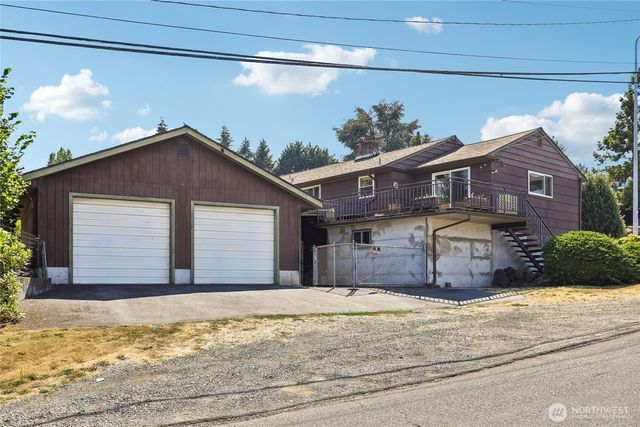 13004 Ambaum Boulevard SW, Burien, WA 98146