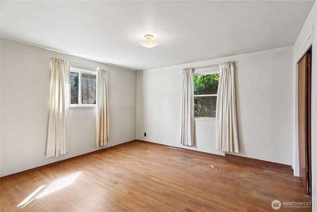 13004 Ambaum Boulevard SW, Burien, WA 98146