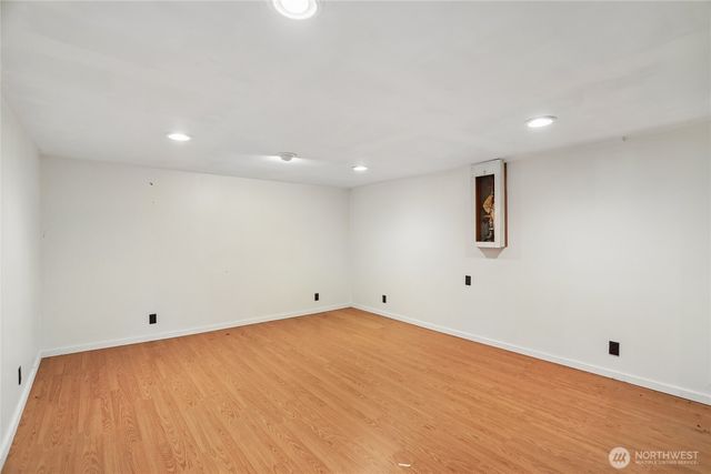 13004 Ambaum Boulevard SW, Burien, WA 98146