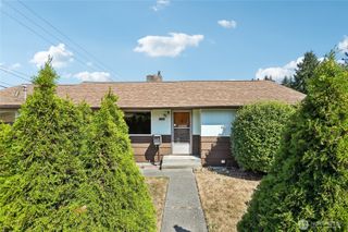 13004 Ambaum Boulevard SW, Burien, WA 98146