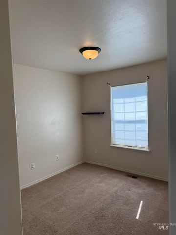 1527 Vista Rd, Twin Falls, ID 83301