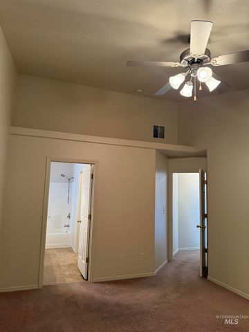 1527 Vista Rd, Twin Falls, ID 83301