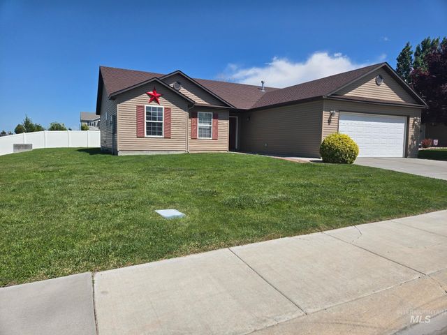 1527 Vista Rd, Twin Falls, ID 83301