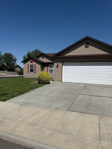 1527 Vista Rd, Twin Falls, ID 83301