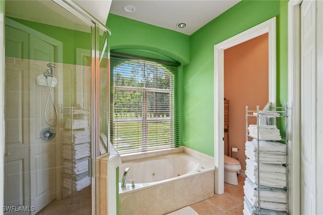 2621 Golden Gate BLVD W, Naples, FL 34120