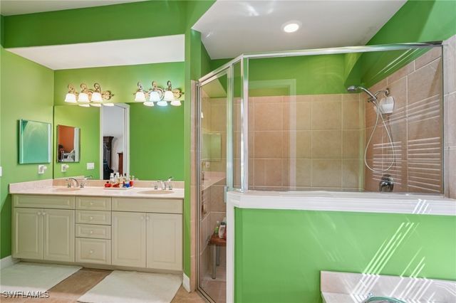 2621 Golden Gate BLVD W, Naples, FL 34120