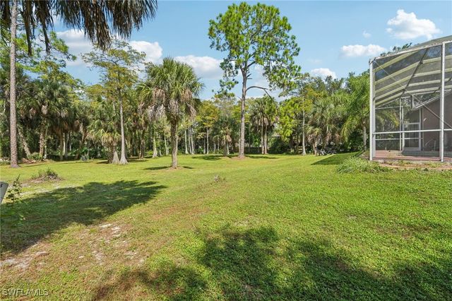 2621 Golden Gate BLVD W, Naples, FL 34120