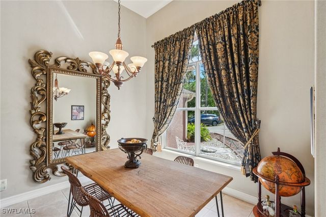 2621 Golden Gate BLVD W, Naples, FL 34120