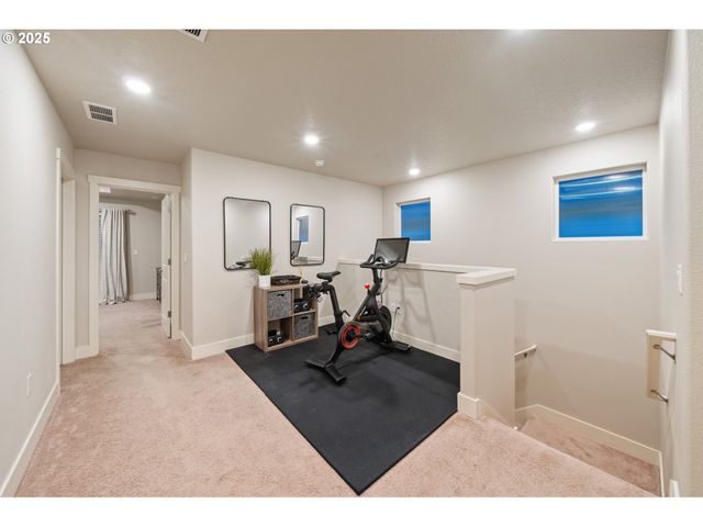 14224 Sw 169TH Ave, Portland, OR 97224