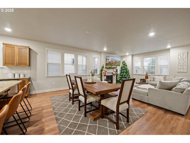 14224 Sw 169TH Ave, Portland, OR 97224