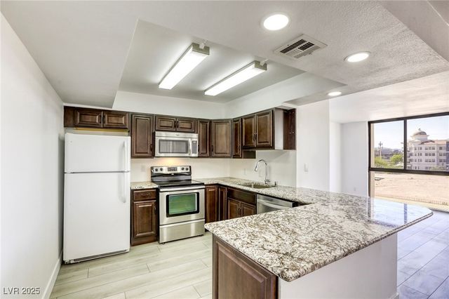 3930 University Center Drive 312, Las Vegas, NV 89119