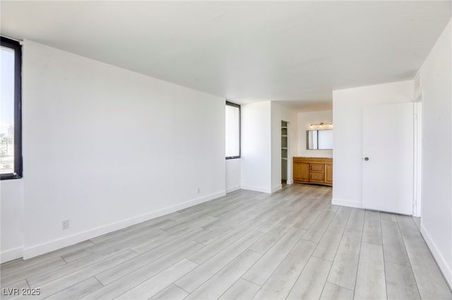 3930 University Center Drive 312, Las Vegas, NV 89119