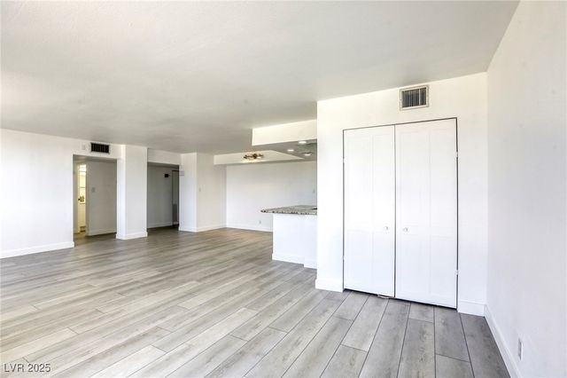 3930 University Center Drive 312, Las Vegas, NV 89119