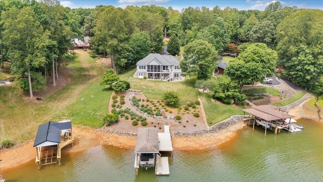 65 BACKCOVE DR, Moneta, VA 24121