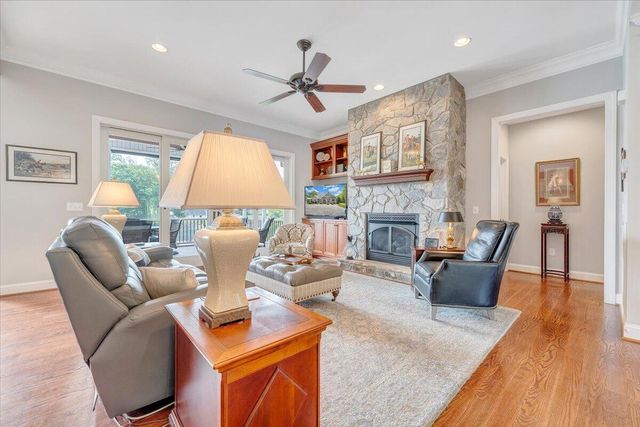65 BACKCOVE DR, Moneta, VA 24121
