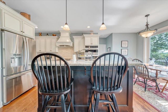 65 BACKCOVE DR, Moneta, VA 24121