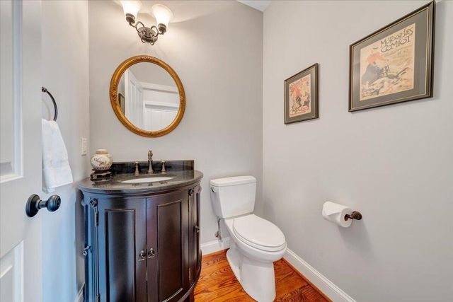 65 BACKCOVE DR, Moneta, VA 24121