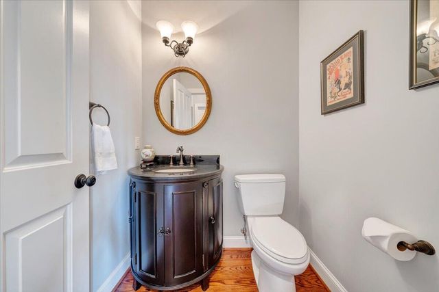 65 BACKCOVE DR, Moneta, VA 24121