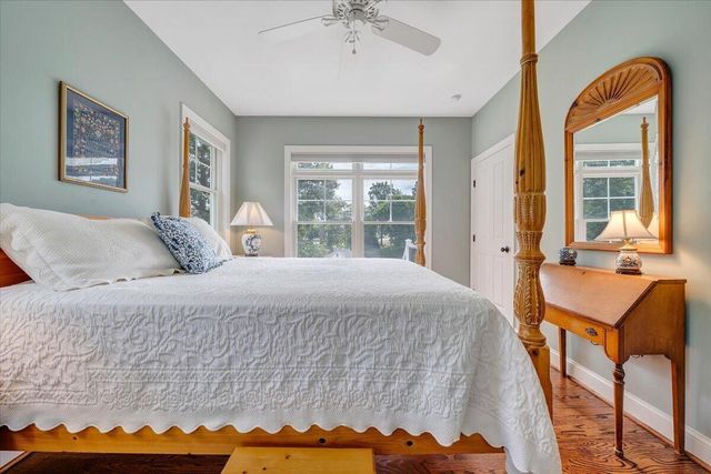 65 BACKCOVE DR, Moneta, VA 24121