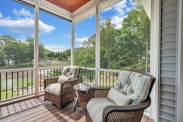 65 BACKCOVE DR, Moneta, VA 24121