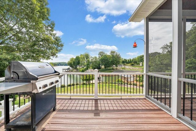65 BACKCOVE DR, Moneta, VA 24121