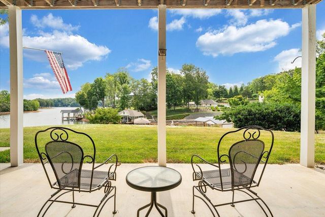 65 BACKCOVE DR, Moneta, VA 24121