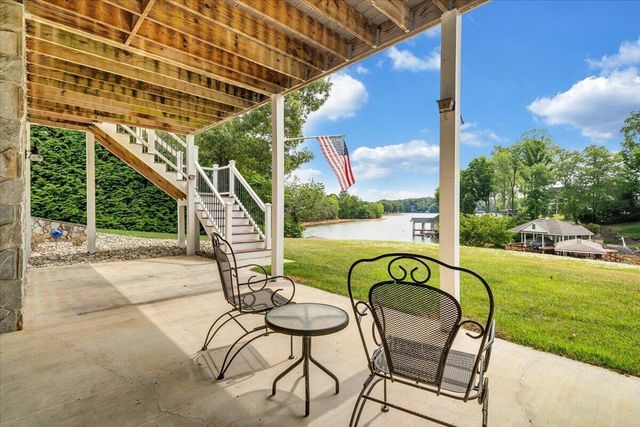 65 BACKCOVE DR, Moneta, VA 24121