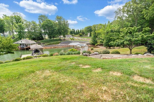 65 BACKCOVE DR, Moneta, VA 24121