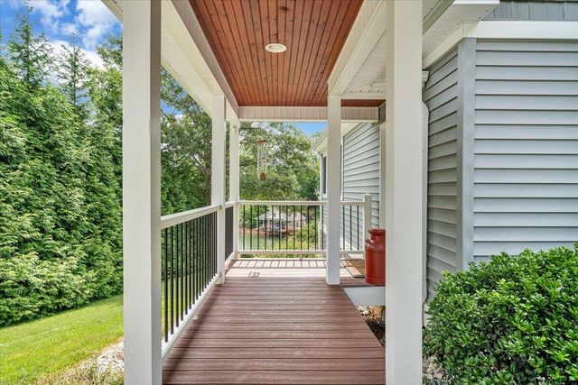 65 BACKCOVE DR, Moneta, VA 24121