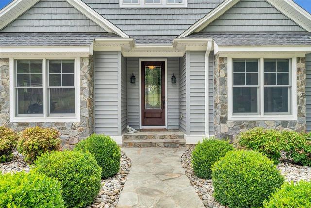 65 BACKCOVE DR, Moneta, VA 24121
