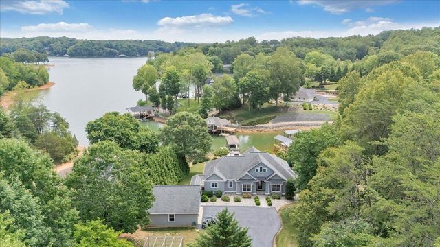 65 BACKCOVE DR, Moneta, VA 24121