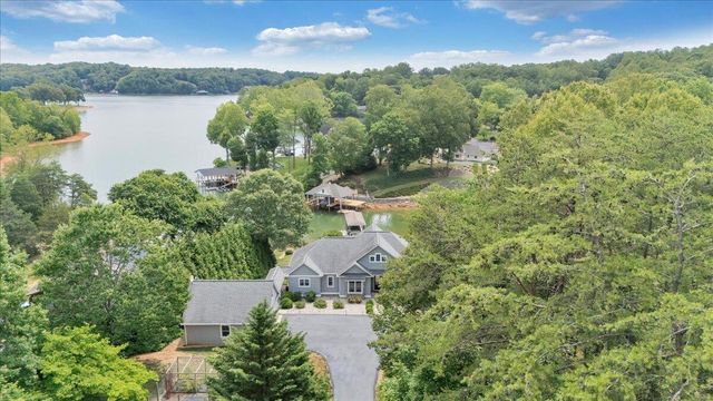 65 BACKCOVE DR, Moneta, VA 24121
