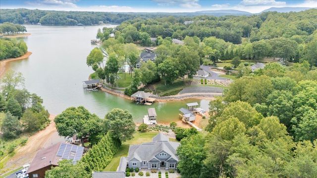 65 BACKCOVE DR, Moneta, VA 24121