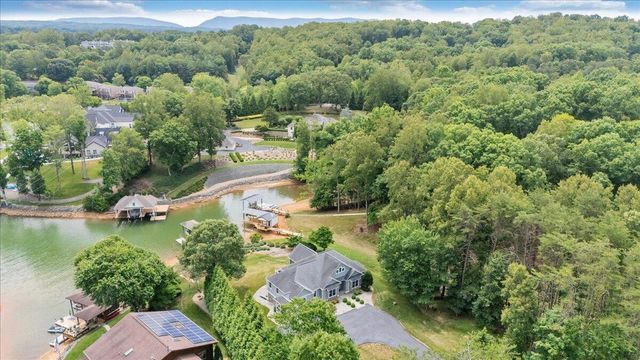 65 BACKCOVE DR, Moneta, VA 24121