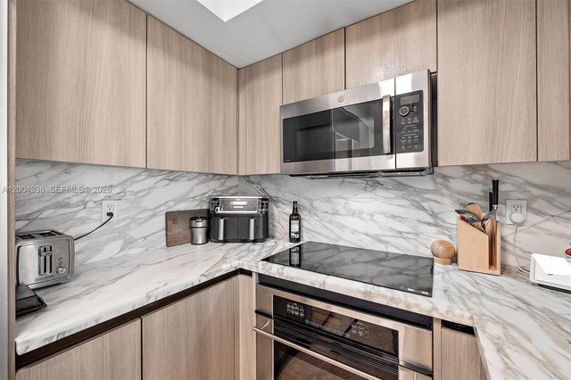 1500 Ocean Dr 607, Miami Beach, FL 33139