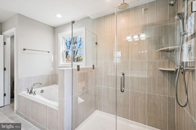 292 COLEBROOK RD, Fredericksburg, VA 22405