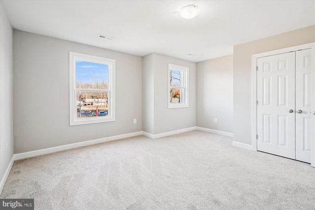 292 COLEBROOK RD, Fredericksburg, VA 22405