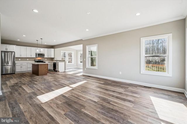 292 COLEBROOK RD, Fredericksburg, VA 22405