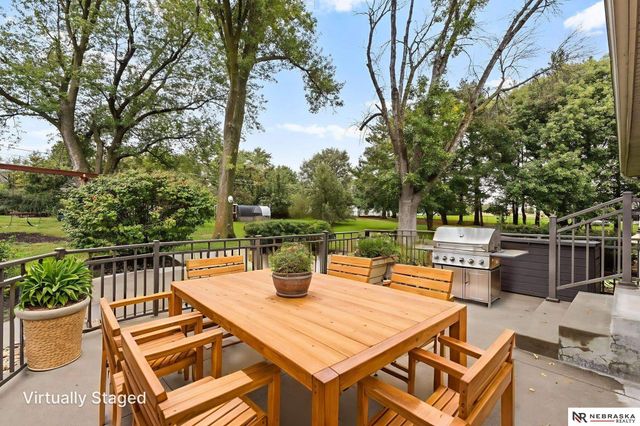 10630 N 190th Avenue, Bennington, NE 68007