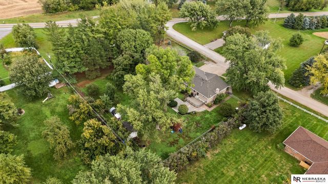 10630 N 190th Avenue, Bennington, NE 68007