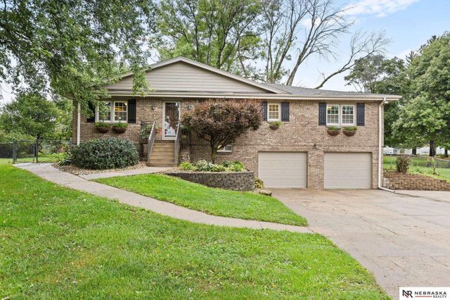 10630 N 190th Avenue, Bennington, NE 68007