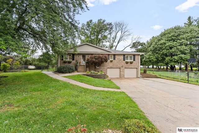 10630 N 190th Avenue, Bennington, NE 68007