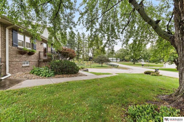 10630 N 190th Avenue, Bennington, NE 68007