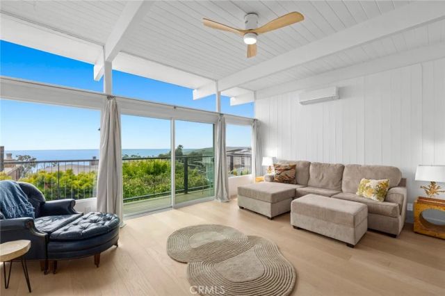 989 La Mirada, Laguna Beach, CA 92651