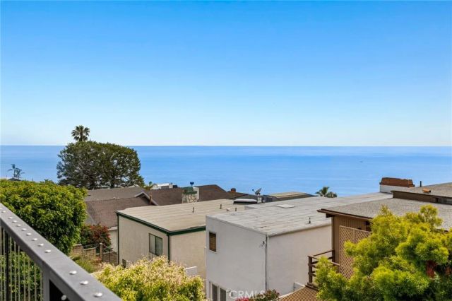 989 La Mirada, Laguna Beach, CA 92651