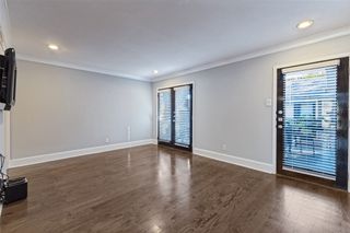 10207 Regal Oaks Drive 210, Dallas, TX 75230
