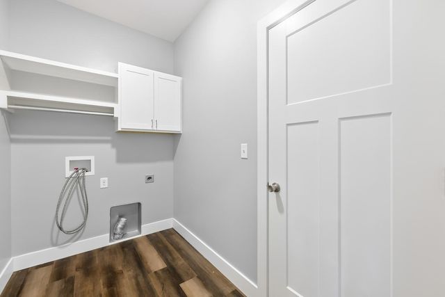 2922 E Reiss, Park City, KS 67219