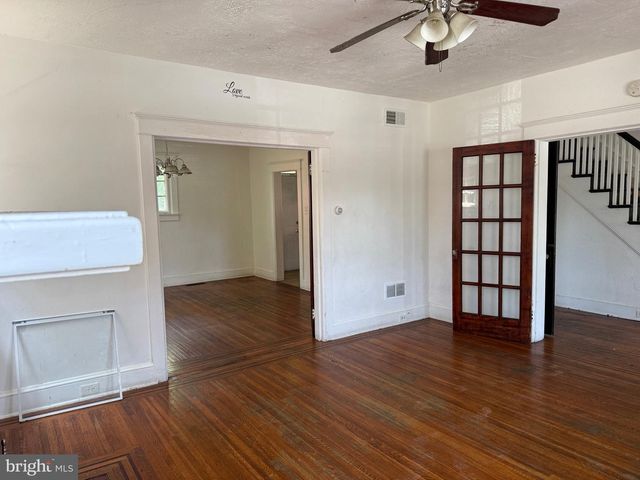 45 W COTTAGE PL, York, PA 17401