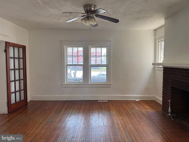 45 W COTTAGE PL, York, PA 17401